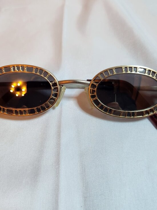 Vintage ELLE EL2700 Oval Sunglasses Gold Logo Frame Brown Lens 140mm Y2K main image 8